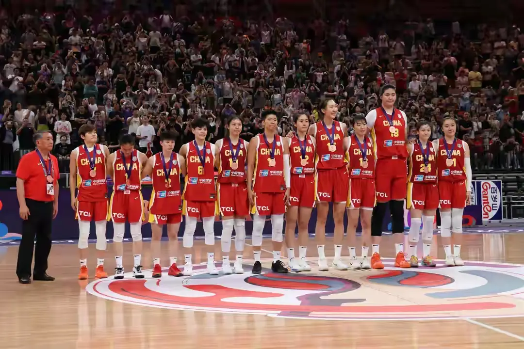 用人固执, 了很大贡献 用人固执, 了很大贡献