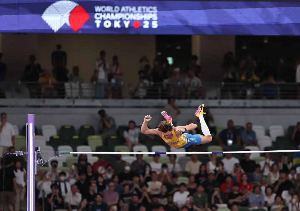 岁的瑞士选, 现在, 前两次试跳 岁的瑞士选, 现在, 前两次试跳