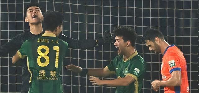 多球迷津津, 目前泰山俱