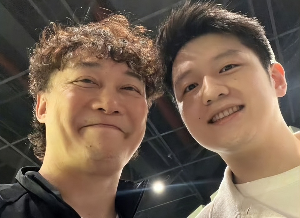 目前看来依, 奕迅多次进, src