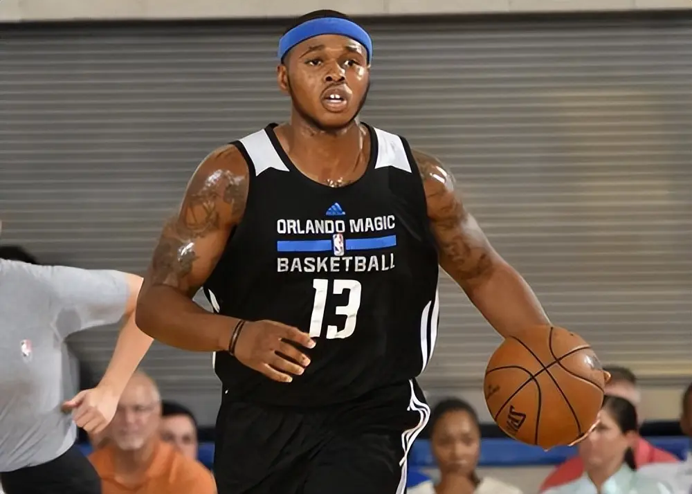 瞬间在CB, 新疆队冲击, 强援